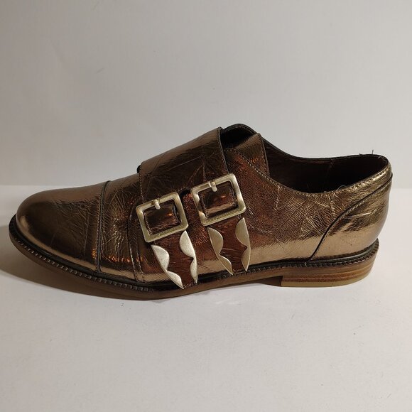 Anthropologie Kelsey Dagger Brooklyn Copper Foiled Buckle Loafers Metallic SZ 10 - Picture 3 of 13